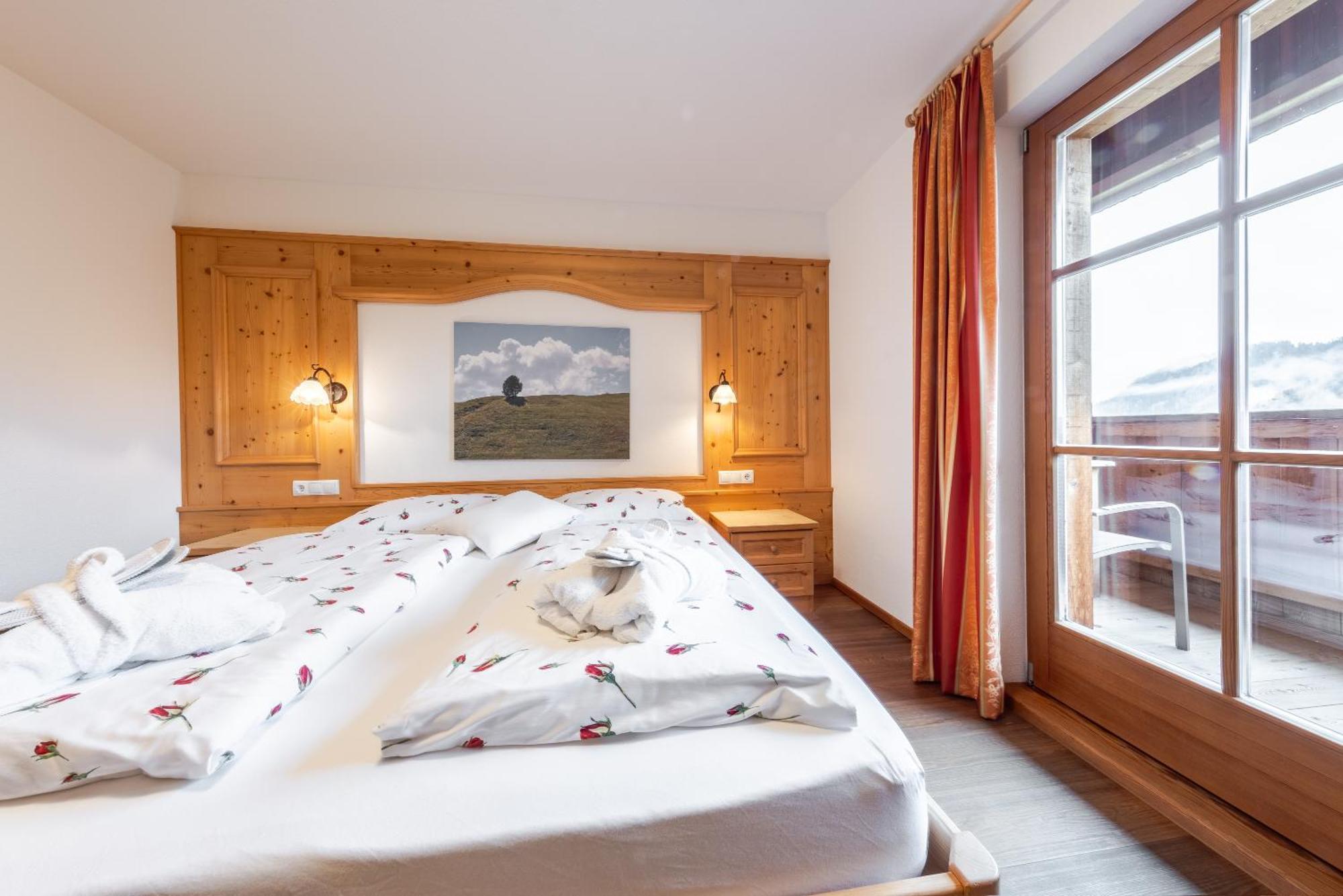 Hotel Pension Odles Sankt Martin in Thurn Exterior foto